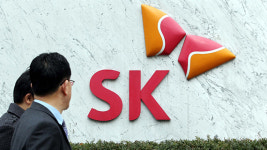 SK Hynix, SK Telecom grant stock option to their CEOs
