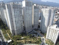 주거 환경 쾌적한 ‘두산위브트레지움’ 최근 매매가가…