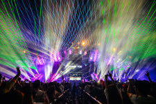 이젠 당당한 산업 `EDM` 수입 700억원 DJ도 있네