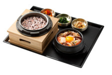 [푸드 & 프랜차이즈] 1인용 가마솥밥…가성비 좋다고 입소문