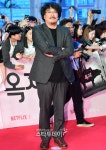 [포토] `옥자`로 레드카펫 밟는 봉준호 감독