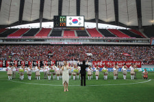 GS홈쇼핑, 중소기업과 함께 세계로 전문무역상사로 변신, 중기수출 지원