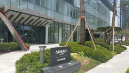 초역세권 교통 입지, `용산푸르지오써밋` 최근 매매가가…