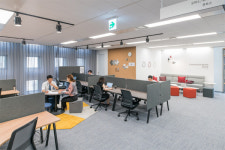 사무가구 1위 퍼시스의 `워킹 쇼룸` 실험