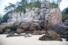 [매혹의 남도 기행] ‘은둔의 해변’서 휴양지처럼 즐긴다 - 신안 우이도②