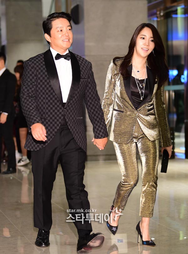 이범수와 이혼한 이윤진, 소중한 아들과의 관계 어려움에 진심 어린 마음을 드러내며 TV조선 프로그램 등장