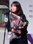[포토] `남한산성` 영평상 작품상 수상