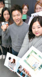 아날로그 감성으로 무장한 디지털 현상소