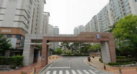 명당에 자리한 산운마을, 운중동 `산운10단지로제비앙`