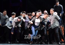 [포토] 모래시계, 격동의 시대로