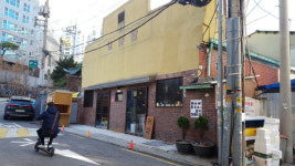 문화예술공간·카페·고깃집까지…동네목욕탕의 변신