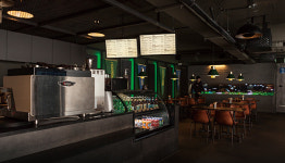 스크린 낚시·야구·승마에 성인 영화관까지 가상현실(VR) 중년을 홀리다 