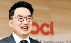태양광 훈풍에 함박웃음 이우현 OCI사장 향후 매출 30%는 지금 없는 사업서 내겠다