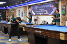 롱고니 큐 사용자들의 3쿠션 대결
