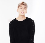 ‘픽 미’(PICK ME) 프로듀서 맥시마이트, 데이트 폭력으로 피소 