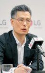 LG폰 브랜드 키워라 현장 소통경영 올인