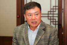 “달라진 당구장 분위기에 당구치는 대학생 늘어”