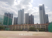 [입주타임] 교통∙편의시설 우수한 강남 속 강남, 서초구 `신반포자이` ①입지편
