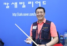 “부러진 당구 큐도 다시 쓸 수 있게 고칩니다”