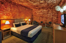 여름 태양 확실히 피하는 방법-지하 호텔 여름 이색 탐험