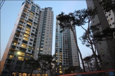 부동산 시장 관망세 속 `삼성동센트럴아이파크` 최근 상황은?