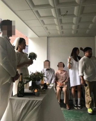캐스커 융진, 16일 집 주차장서 결혼식…축사는 장윤주·이준오 | 포토뉴스