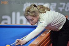 ‘잔카’ 김보미, ‘심리스’ 스롱피아비에 완승