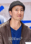 `군산` 박해일 중국어 시낭송 댄스신? 알코올 도움 받아