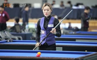 ‘28세 동갑내기’ 스롱피아비-김민아 결승 대결