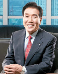 [CEO] BNK를 5년내 순익 1조 금융그룹 만들것