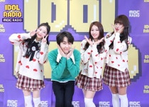 `아이돌 라디오` 유닛그룹 플레이버 상반기, 완전체 그룹 `파나틱스`로 데뷔