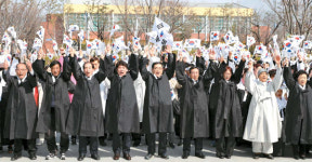 [새로운 창원] 삼진 의거·부마민주항쟁…`역사도시` 창원의 재발견
