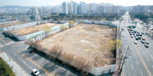 市 상생안 내라 쇼핑몰 번번이 퇴짜…방치되는 상암 노른자