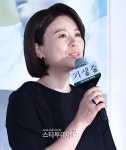 [포토] 장혜진, 감격해 울먹