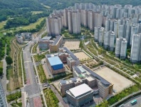 스타필드시티 몰세권 아파트…학암동 `위례롯데캐슬`, 전세 거래돼