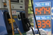 휘발유↑ 경유·LPG↓…알뜰주유소 휘발유 값은 내려