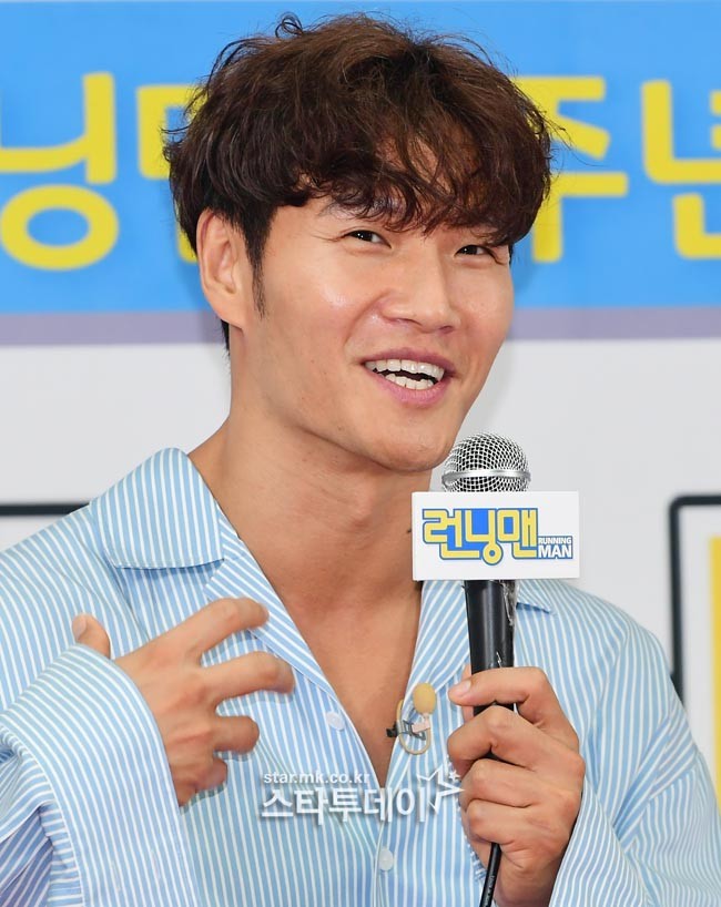 런닝맨 멤버들의 따뜻한 크리스마스 선물 교환 뒤 마피아 의혹?!