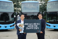 만트럭버스코리아, 이층버스 누적 판매 100대 돌파