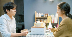 [영화리뷰] 스크린 속 `82년생 김지영`…여성의 시간을 응시하다