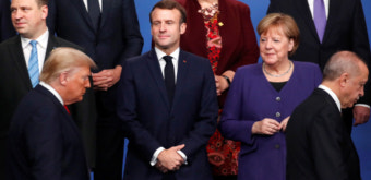 `NATO 70주년 시트콤` 찍은 트럼프…각국 정상 `트럼프 비웃음` 영상 화제