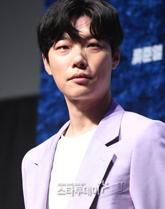 류준열, 호주산불 구호 위해 그린피스 후원금 기부