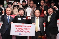 ‘보미아빠’ 김병호, 마르티네스 꺾고 PBA 극적인 ‘역전 우승’