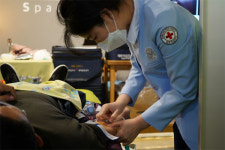 혈액부족 한마디에…사랑의 헌혈 행진