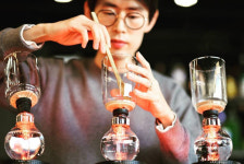 [커피를 통해 세상을 보다] 재배부터 로스팅까지…늘 행복한 챔피언들의 커피