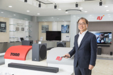 [CEO] 박정길 범진아이엔디 대표, 해외 생산기지 10곳…TV스피커 대표될것