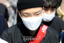 [포토]위너 이승훈 입소, 훈련소 잘 다녀올게요!
