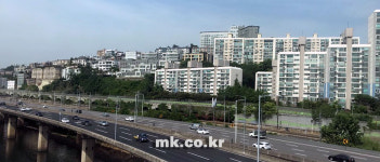 [MK 시황] 서울 서초 아파트값, 3년 5개월여 만에 최대 하락