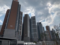 [입주타임] 은평구 숲세권 입지의 ‘녹번역e편한세상캐슬’, 최근 시세는? ③거래편