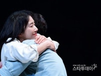 [포토] 연극 `렁스`, 덤덤한 사랑의 대화