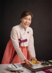우영외식산업 | [경희사이버대] 10여년간 한식 문화·조리 강의…K푸드 민간 외교관 역할 `톡톡`
